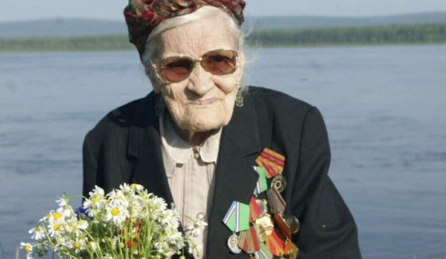 Сто лет мудрости, добра и света. Солянка гордится: жительнице села исполнилось 100 лет!