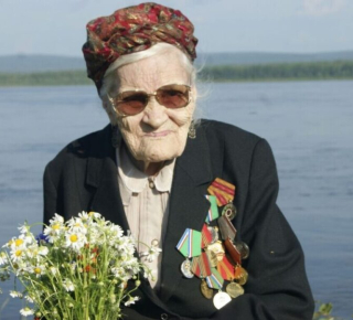 Сто лет мудрости, добра и света. Солянка гордится: жительнице села исполнилось 100 лет!