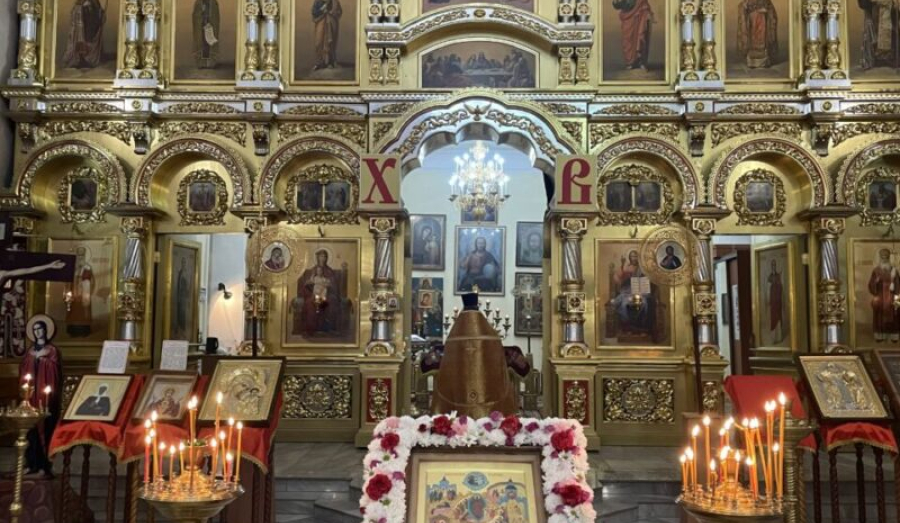 Свет Христов просвещает всех: в Олекминске пасхальные мероприятия завершились праздничным концертом